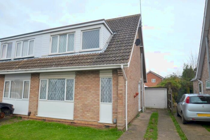 3 Bedroom Semi-Detached House To Rent In St. Theresas Close, Kettering, Northamptonshire, NN15
