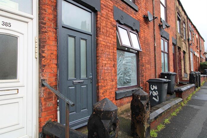 1 Bedroom Flat To Rent In Oldham Road, Failsworth, Manchester, M35