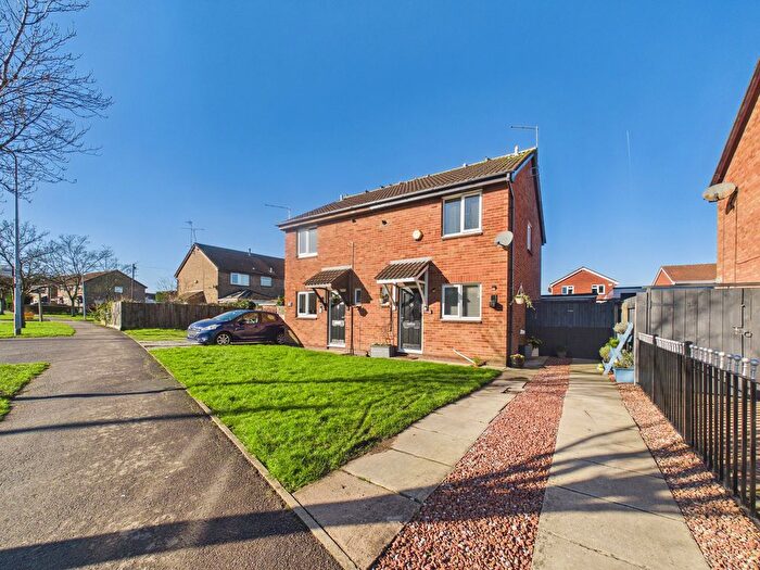 3 Bedroom Semi Detached House For Sale In Howdale Road, Hull, HU8