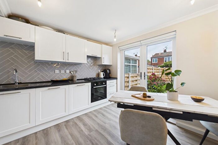 2 Bedroom Semi-detached House For Sale In Minster Avenue, York, North Yorkshire, YO31
