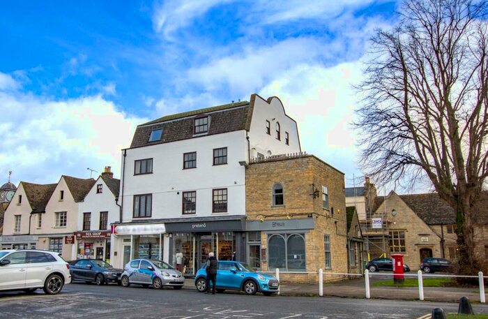 1 Bedroom Penthouse To Rent In Wickham House, Market Square, Witney, OX28