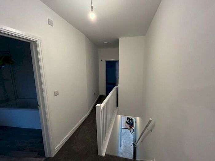 2 Bedroom Flat To Rent In Hangingwater Road, Sheffield, S11