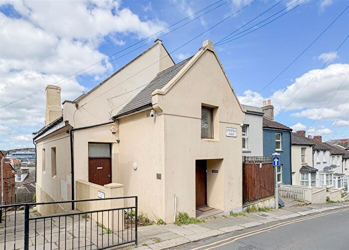 4 Bedroom Detached House To Rent In Stonefield Road, Hastings, TN34