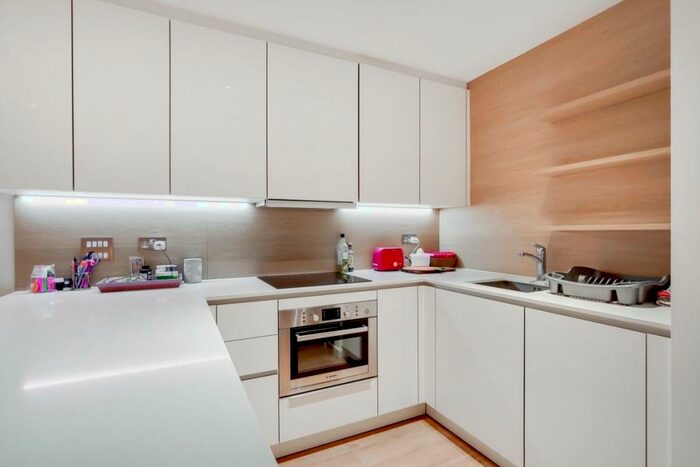 Apartment To Rent In Rivulet Apartments, London, N4