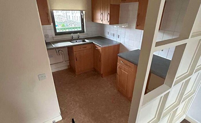 1 Bedroom Apartment To Rent In Drummond Street, Edinburgh, EH8