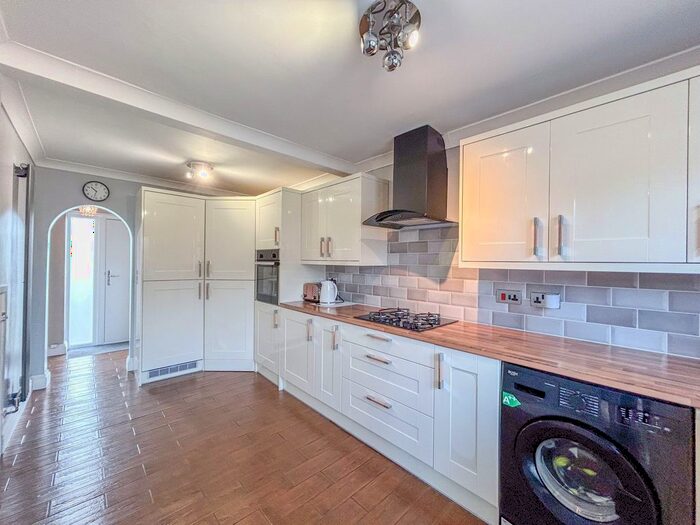 3 Bedroom Terraced House For Sale In Birch Grove, Llanmartin, NP18