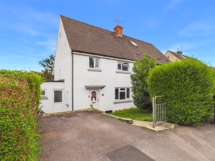 3 Bedroom Semi-Detached House For Sale In Devereaux Road, Ebley, Stroud, Gloucestershire, GL5