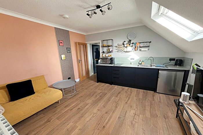 1 Bedroom Flat To Rent In Bournemouth, BH1