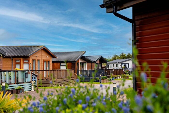 2 Bedroom Lodge For Sale In Old Malton Road, Staxton, Scarborough, YO12
