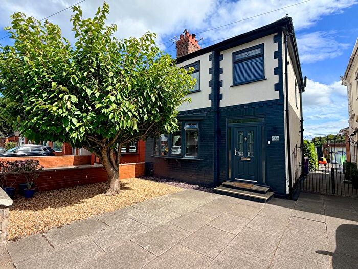 3 Bedroom Semi Detached House To Rent In Melling Road, Liverpool, L9