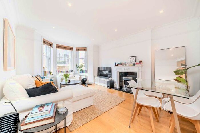 2 Bedroom Flat To Rent In Biddulph Road, London, W9