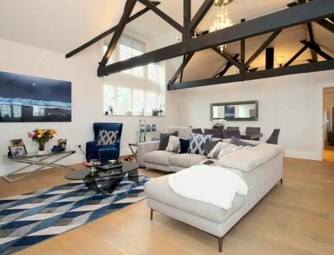 5 Bedroom Flat To Rent In Courtyard House, The Ridgeway, Mill Hill, NW7