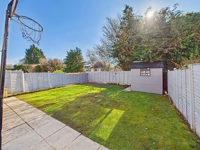 4 Bedroom Detached House For Sale In St. Margarets Grove, Great Kingshill, HP15