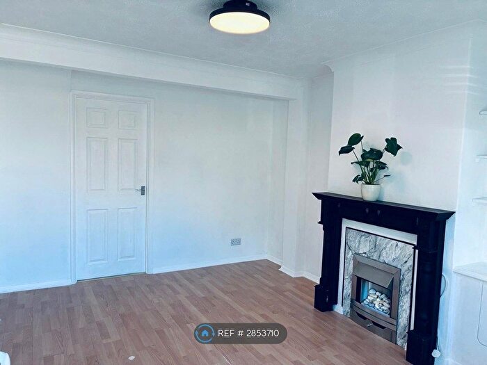 2 Bedroom Terraced House To Rent In Shrubland Road, Colchester, CO2