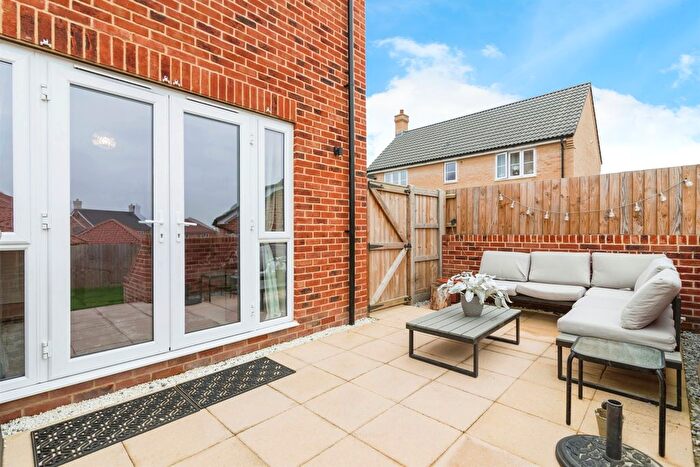 2 Bedroom Semi-Detached House For Sale In Ecclestone Rise, Bungay, NR35