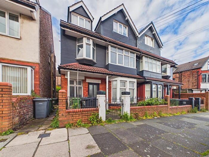 2 Bedroom Flat To Rent In Rowson Street, New Brighton, Wallasey, CH45