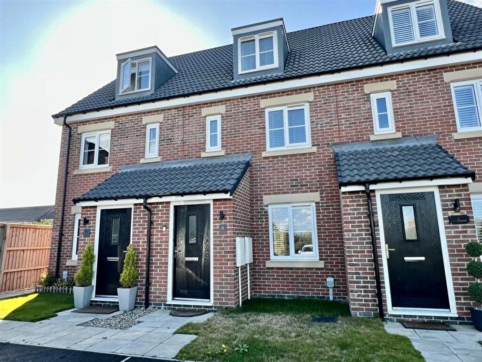3 Bedroom Terraced House For Sale In Blackberry Grove, Darlington, DL1