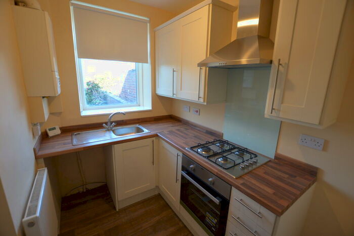 3 Bedroom Terraced House To Rent In City Road, Sheffield, S2