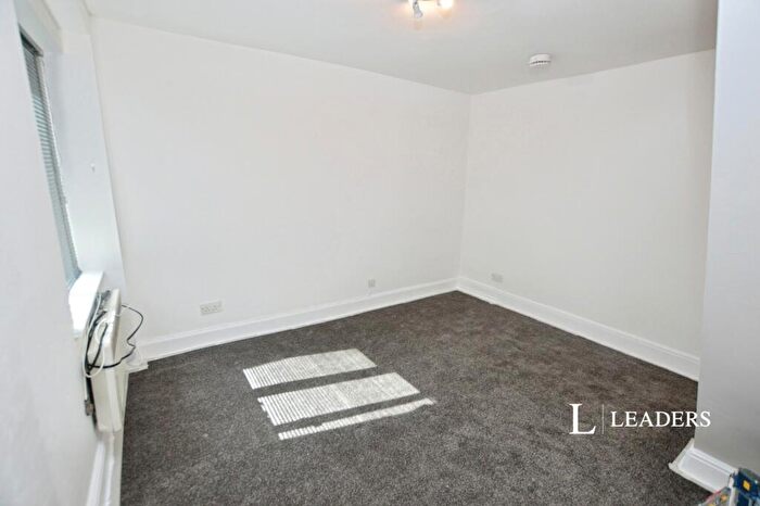 Studio To Rent In Mersea Road, Colchester, CO2