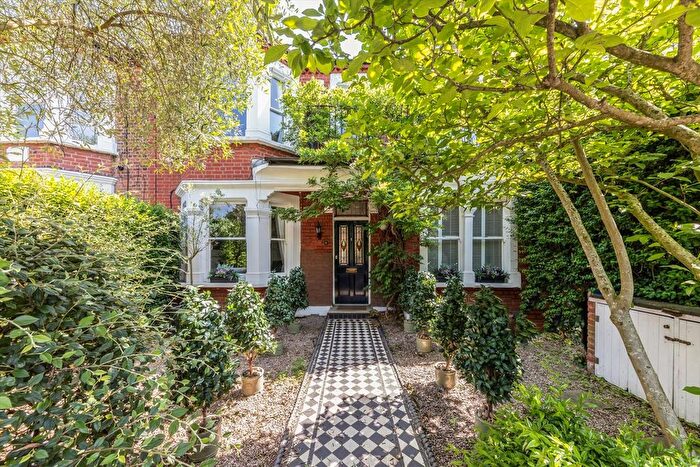 5 Bedroom Property To Rent In Trinity Road, Wimbledon, SW19