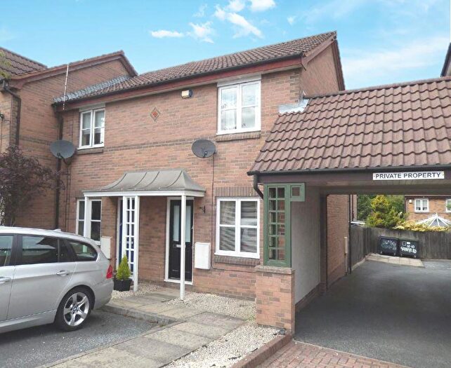 2 Bedroom House To Rent In Grange Road, Hunslet, Leeds, LS10