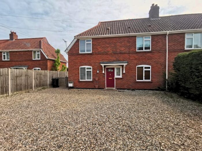 3 Bedroom Semi-Detached House For Sale In Ashby Road, Thurton, Norwich, Norfolk, NR14