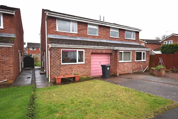 3 Bedroom Semi-Detached House For Sale In Holly Road, Burford, Tenbury Wells, WR15