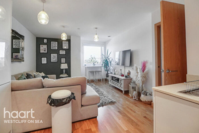 1 Bedroom Apartment For Sale In Southchurch Avenue, Southend-on-Sea, SS1