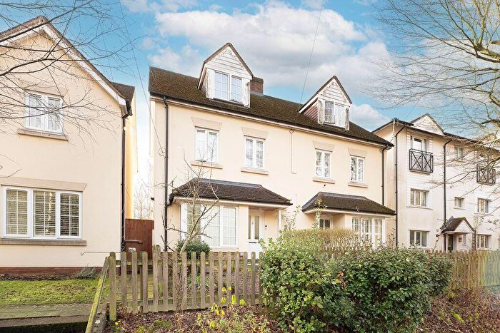 4 Bedroom Semi Detached House For Sale In Babington Road, Aylesbury, HP22