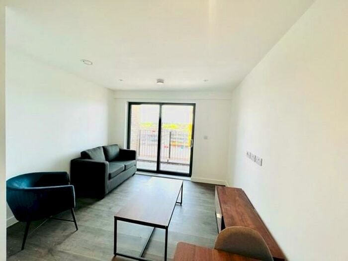 1 Bedroom Apartment To Rent In Waterhouse, Salford, M5