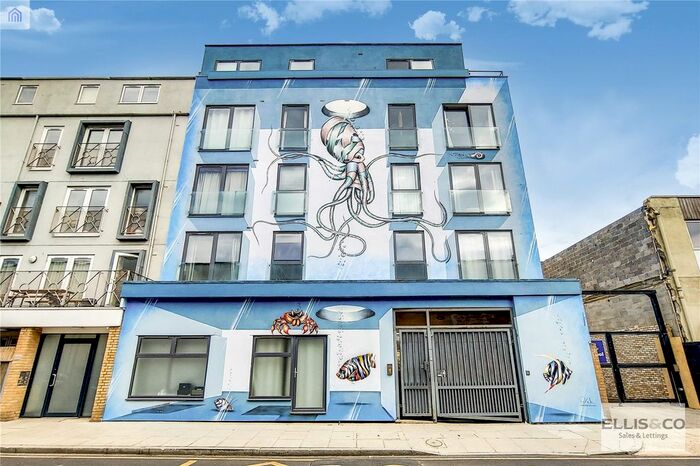 1 Bedroom Flat To Rent In Mowlem Street, London, E2