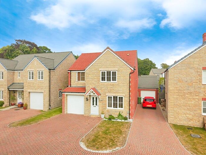4 Bedroom Detached House For Sale In Wrag View, Highworth, Swindon, SN6