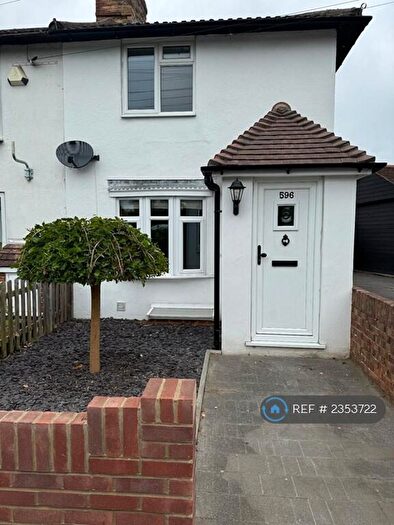 2 Bedroom End Of Terrace House To Rent In Loose Road, Maidstone, ME15