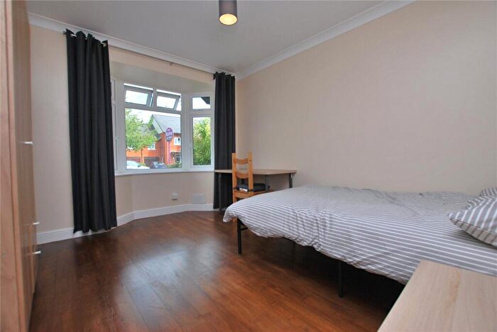 1 Bedroom House Of Multiple Occupation To Rent In Tylehost, Guildford, Surrey, GU2