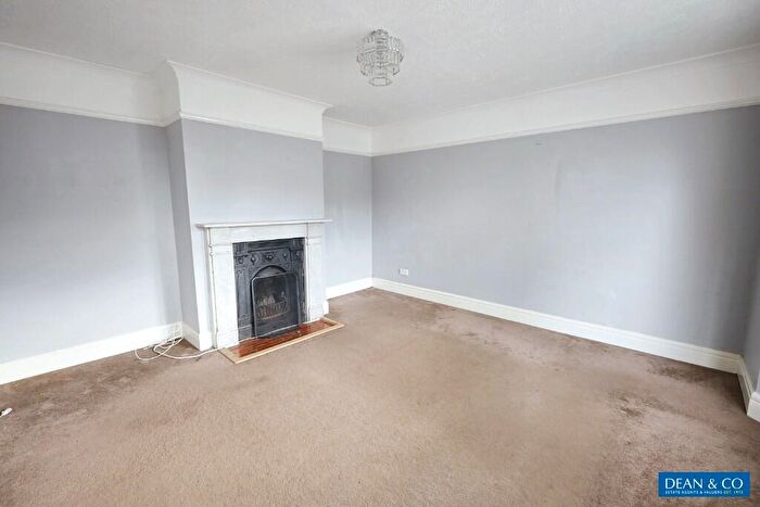 3 Bedroom Detached House For Sale In Hallyburton Road, Hove, East Sussex, BN3