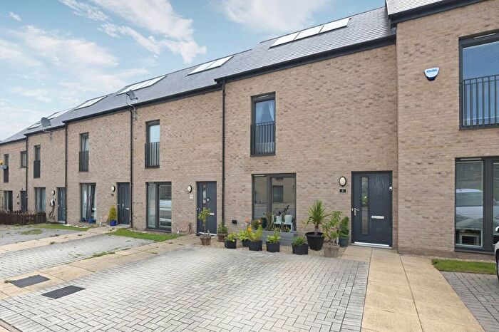 3 Bedroom Terraced House For Sale In Lairdship Drive, Edinburgh, EH11