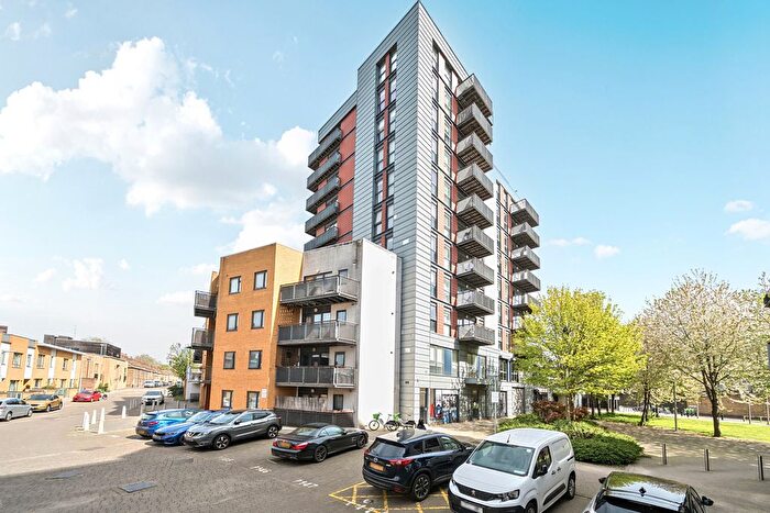 2 Bedroom Flat For Sale In Tarves Way, Greenwich, SE10