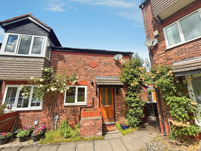 2 Bedroom Detached House To Rent In Crossgate Mews, Heaton Mersey, Stockport, Cheshire, SK4