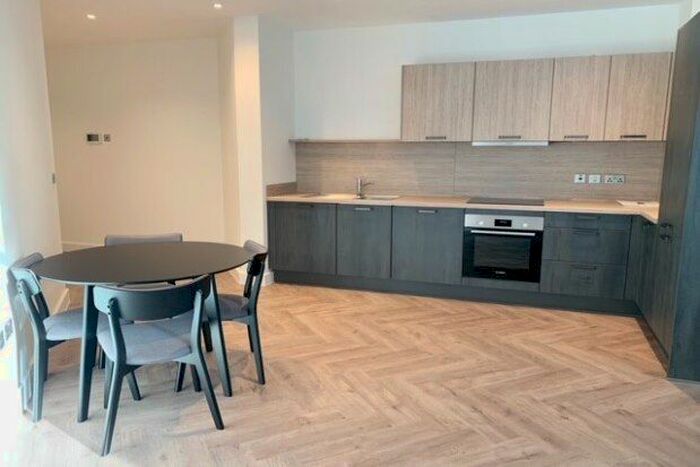 2 Bedroom Flat To Rent In Priory House, Birmingham, B5