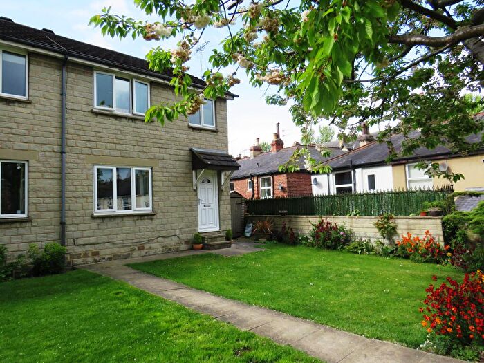 3 Bedroom House To Rent In Kensington Square, Harrogate, HG2