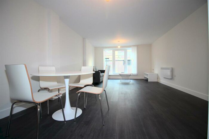 2 Bedroom Apartment To Rent In Agin Court, Charles Street, Leicester, LE1