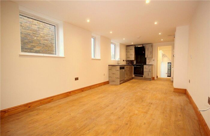 1 Bedroom Flat To Rent In Madeley Road, Ealing W5
