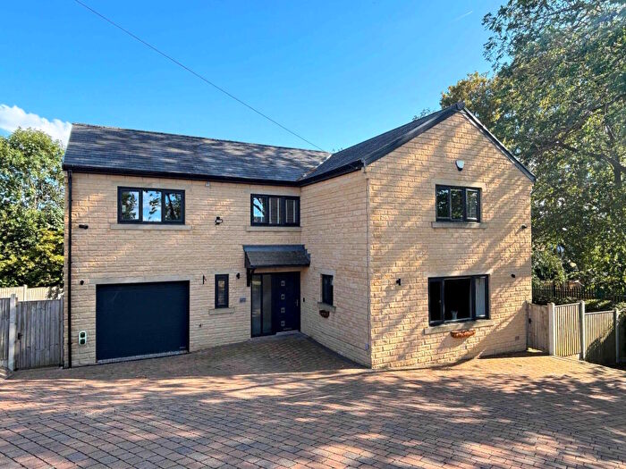 5 Bedroom Detached House For Sale In A Westfield Lane, Scholes, BD12