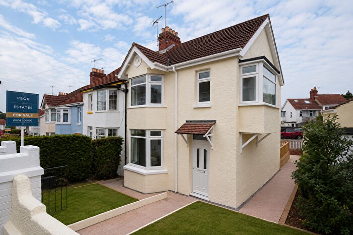 3 Bedroom End Terrace House For Sale In Leys Road, Torquay, TQ2