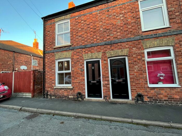 2 Bedroom End Of Terrace House To Rent In Thomas Street, Sleaford, NG34