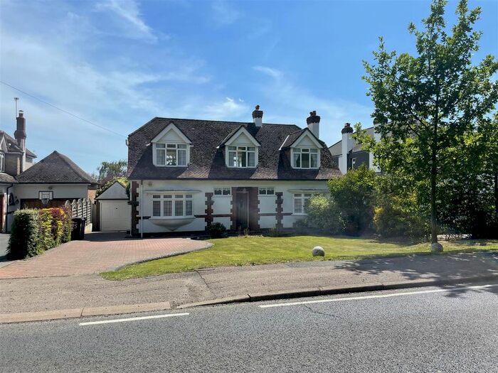 3 Bedroom Detached House To Rent In The Ridgeway, Northaw, /Cuffley, EN6