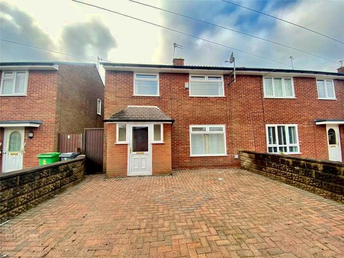 3 Bedroom Semi-Detached House To Rent In Stanwell Road, Moston, Manchester, M40