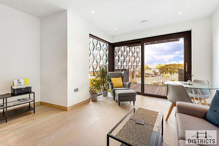 1 Bedroom Flat To Rent In Legacy Building, Embassy Gardens, SW11