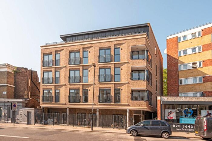 2 Bedroom Apartment To Rent In Flat, Citrine House, NW5