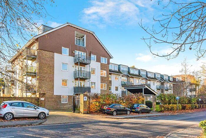 Studio For Sale In Harlands Road, Haywards Heath, RH16